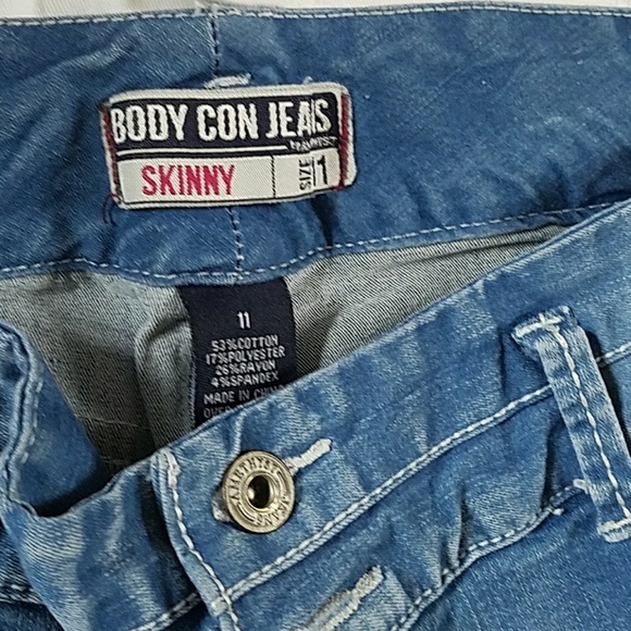 Shorts - Picture 8 of 8